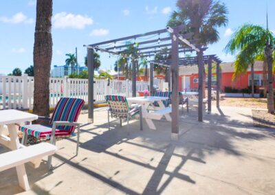 Bella Sirena Inn Courtyard with Gazebo and Picnic Tables